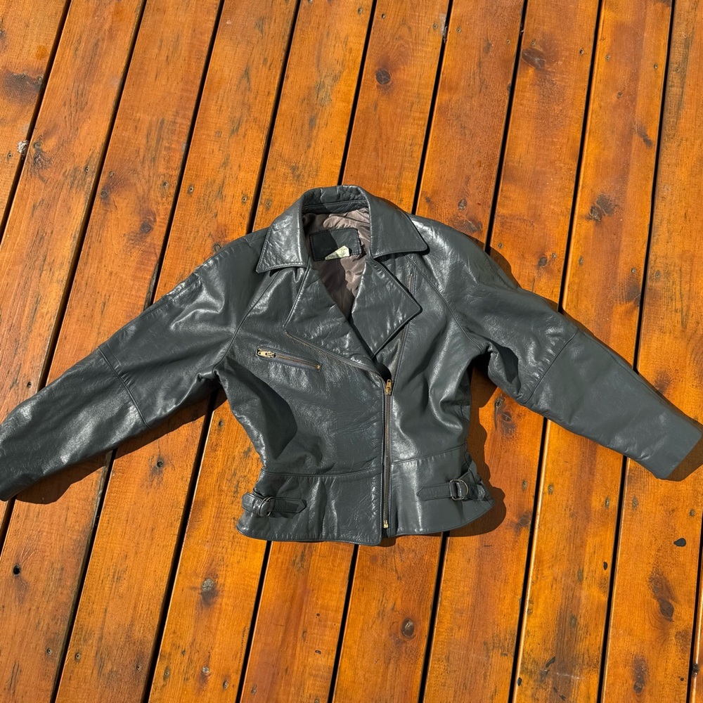 Vintage Cosa Nova Grey Leather Biker Jacket – Women’s Size 10 – Made in Canada